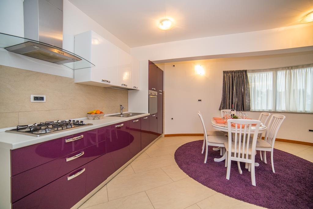 Apartments Milan 마카르스카 외부 사진