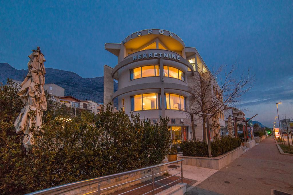 Apartments Milan 마카르스카 외부 사진